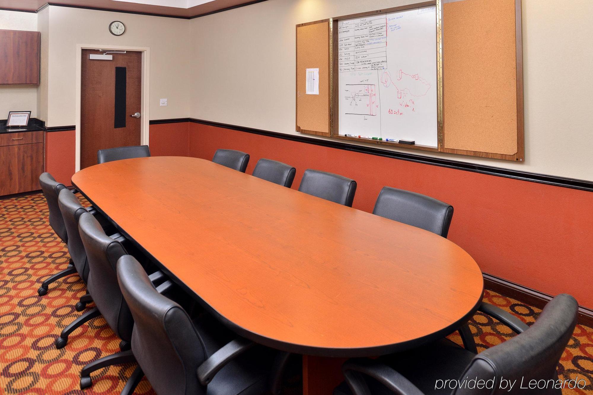 Holiday Inn Express Dayton By Ihg Exterior photo
