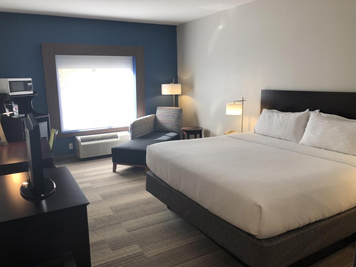 Holiday Inn Express Dayton By Ihg Exterior photo